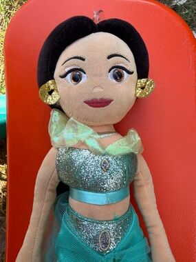Disney TY  Princess Jasmin Doll from Aladdin